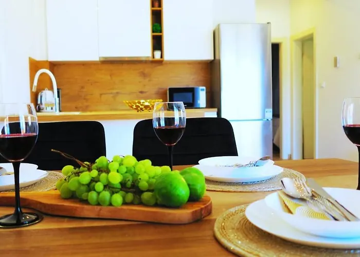 Апартаменти Casari & Спліт